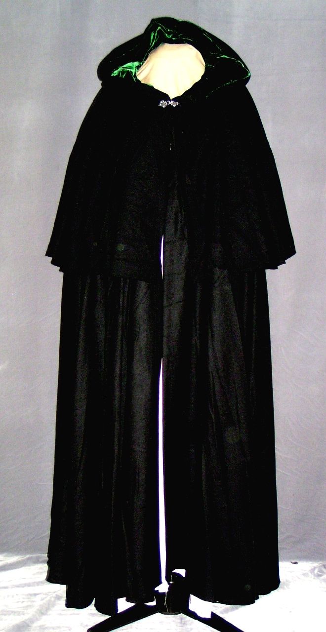 cloak919.jpg